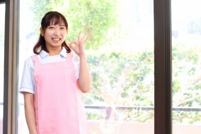 OKサインで向いている人を表すイメージ